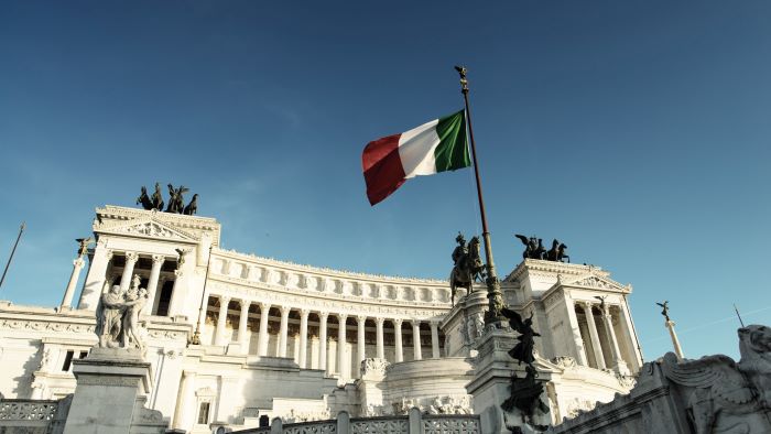 italiaanse regering overwinst banken